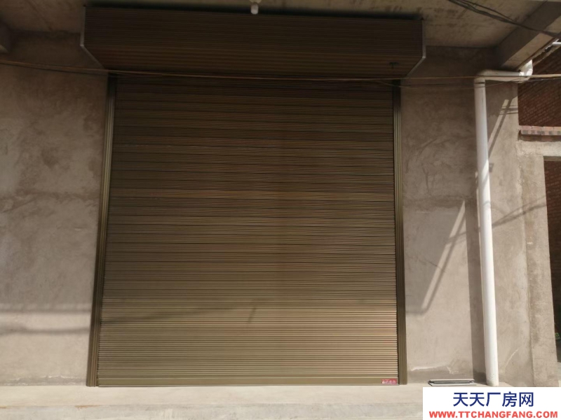 (出租) 該房屋面積180平方，、可辦公、可開店、可存貨交通便利