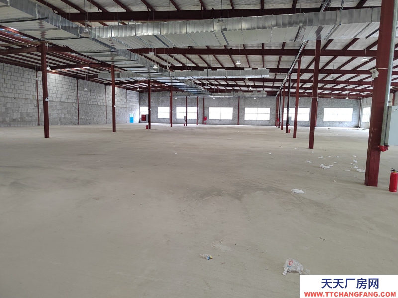 成都周邊標(biāo)準(zhǔn)廠房出租32000平米(可分租)