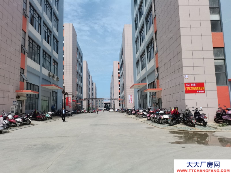 (出售)柳州柳北區 白露標準廠房出售，1167平方，精裝修