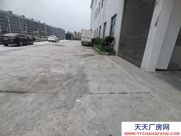 邵陽市隆回區  隆回工業園標準廠房出租，手續齊全。