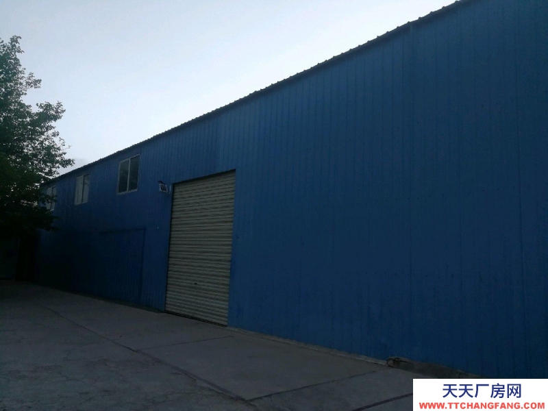 (出租) 張掖甘州倉庫位于嘉禾農(nóng)貿(mào)市場東側(cè)交通便利，道路通暢。