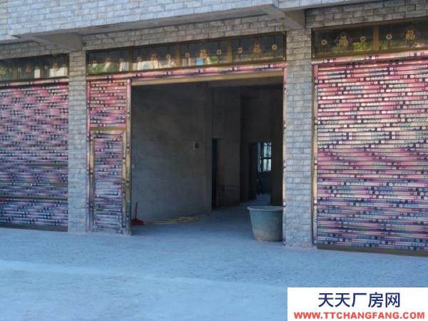 邵陽市邵陽縣房孑共四層，一二層框架結(jié)構(gòu)。