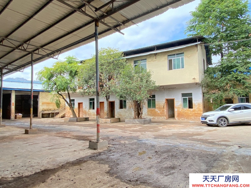 (出租) 廣東韶關(guān)馬壩廠房大馬路邊交通方便可以進(jìn)拖車