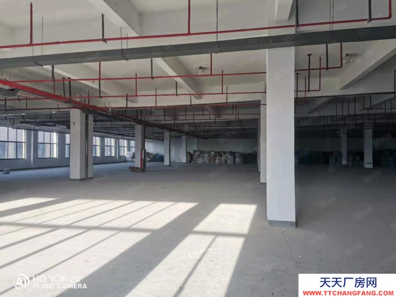 嘉興海鹽(出租) 海鹽縣海興路1400平廠房出租,有300平免租金,