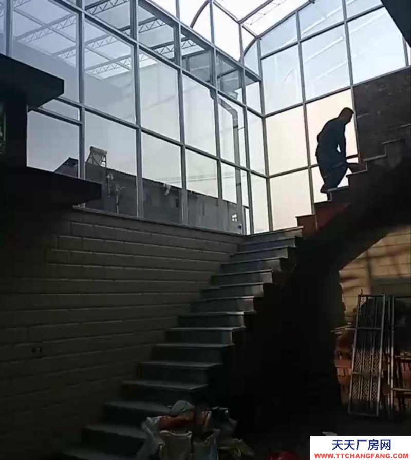 (出租) 做倉庫廠房也可，比如電器，電商，比如門窗廠等等都可以