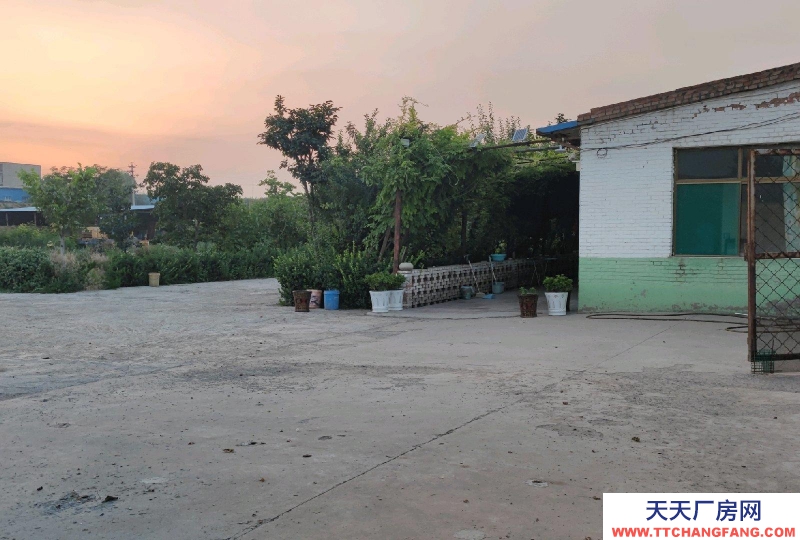 (出租) 整租場地，超大空地，配套7間房