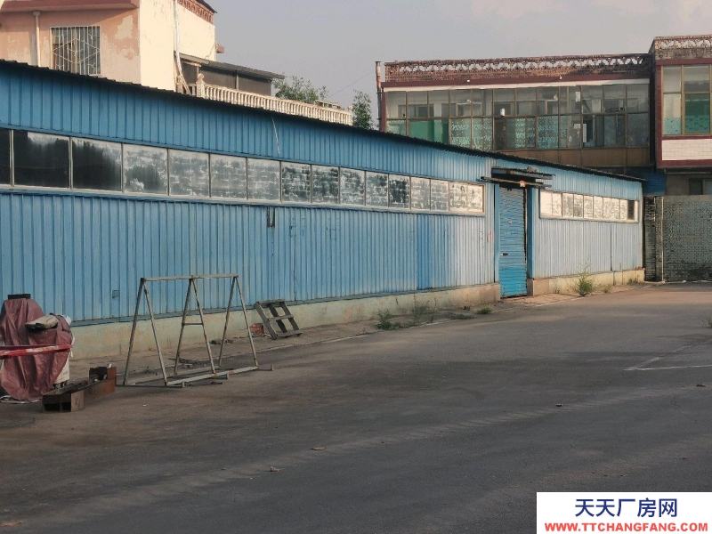 (出租) 瀝青庫院內有數面積不等的庫房出租，價格實在！