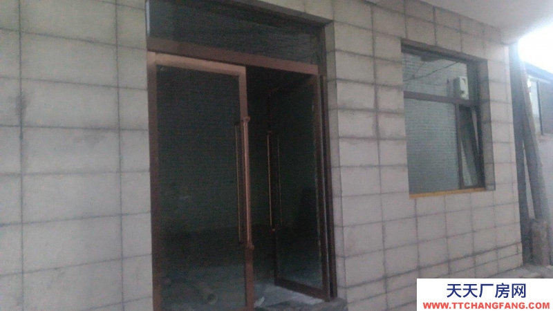 (出租) 庫房面積寬敞，可做倉庫