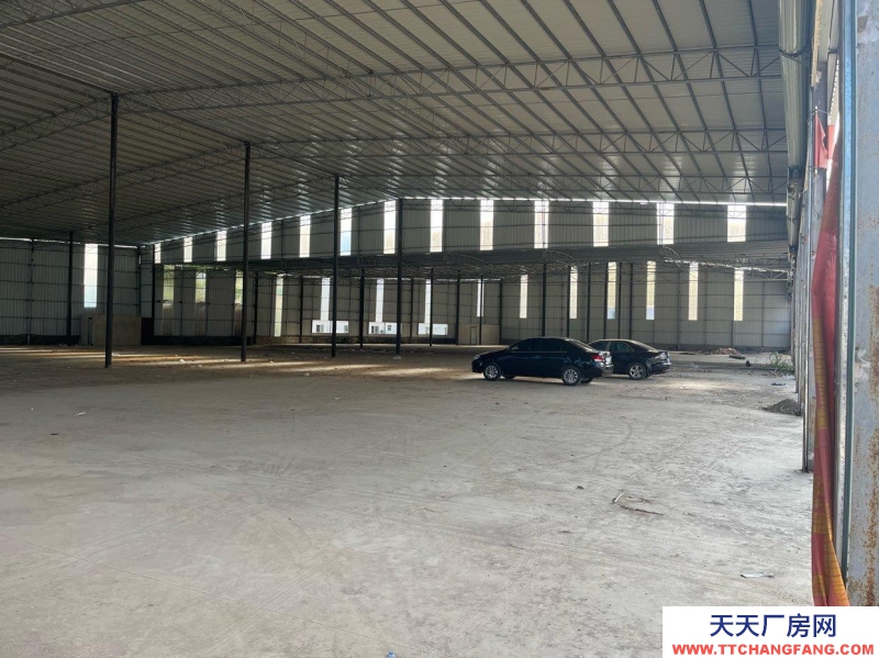 (出租)玉林 陸川工業(yè)園區(qū)紅綠燈路口，6000平方，可裝吊，