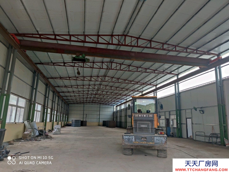 (出租) 朝陽(yáng)凌源1200平，水電齊全，交通便利，適合各類企業(yè)。