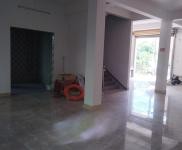 (出租) 房子整潔，干凈。帶水電生活設施。人，可辦公。