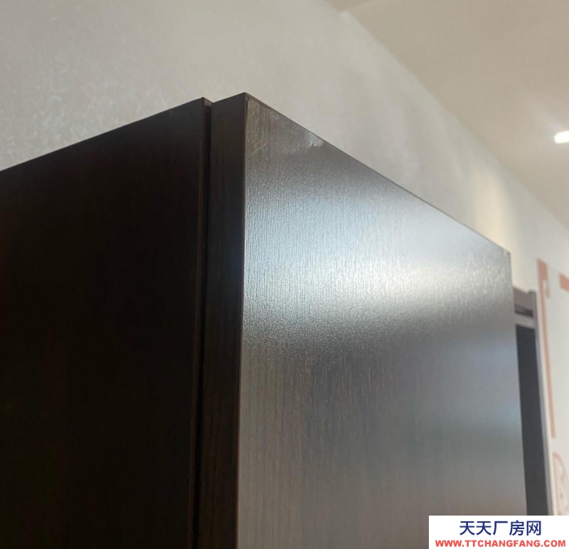 (出租)丹東振安區 庫房。無暖氣 可進車 旁邊還有一個小房間