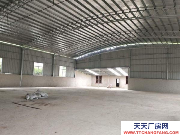 岳陽(yáng)市岳臨湘區(qū) 出租臨湘臨湘城區(qū)小源村國(guó)道旁700平廠房出租