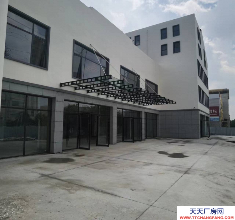 (出租) 遼陽宏偉區(qū)宏偉路忠旺科創(chuàng)中心對面，4000平招租，價格面議！