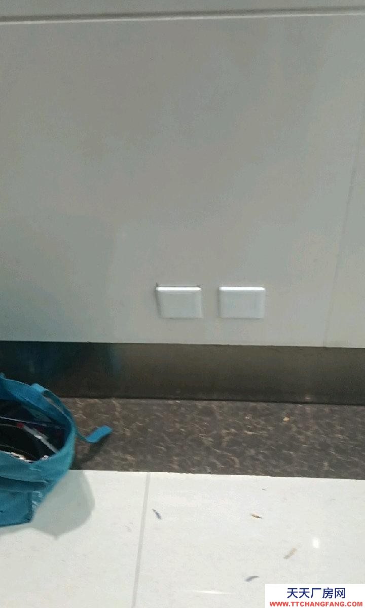 (出租)本溪明山 別墅400平，毛坯房，三層