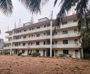 (出租) 建筑面積2400平方米,院內空地約10畝,獨門獨院,交通便利