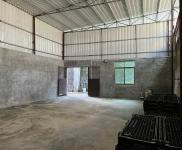 (出租) 倉庫位于外國語學校對面，車輛可以直接進入