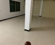 (出租) 自建: 一樓大倉庫，二三樓居住辦公