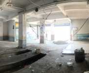 (出租) 房子交通方便，可停車