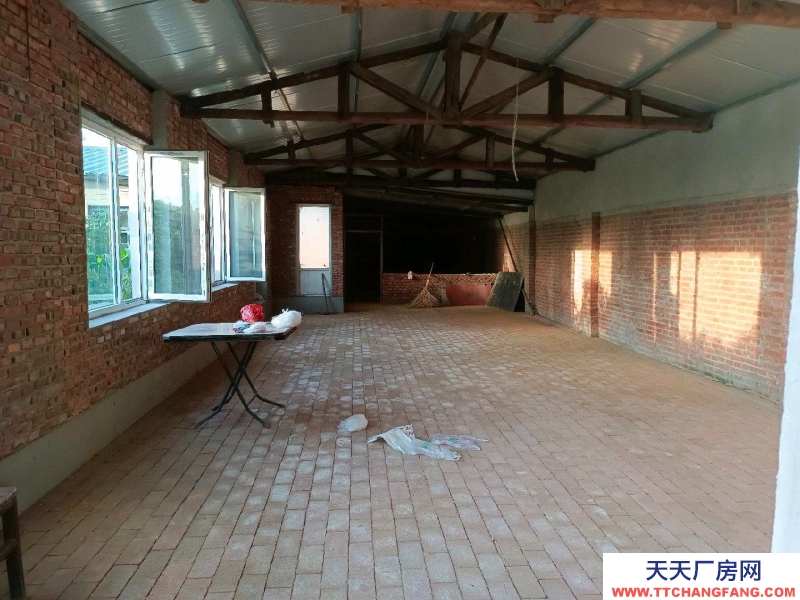 (出租)鞍山立山區 場地近3000平，廠房近800平。