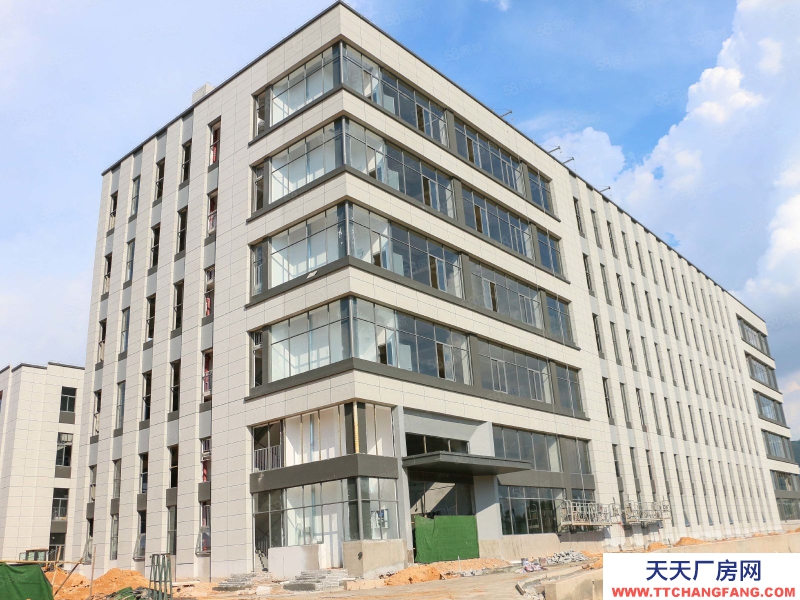 (出租) 深圳武深高速2km現(xiàn)樓園區(qū)出租 車位飯?zhí)门涮?物業(yè)管理式廠房