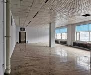 (出租) 交通方便,有貨梯,有采噯。