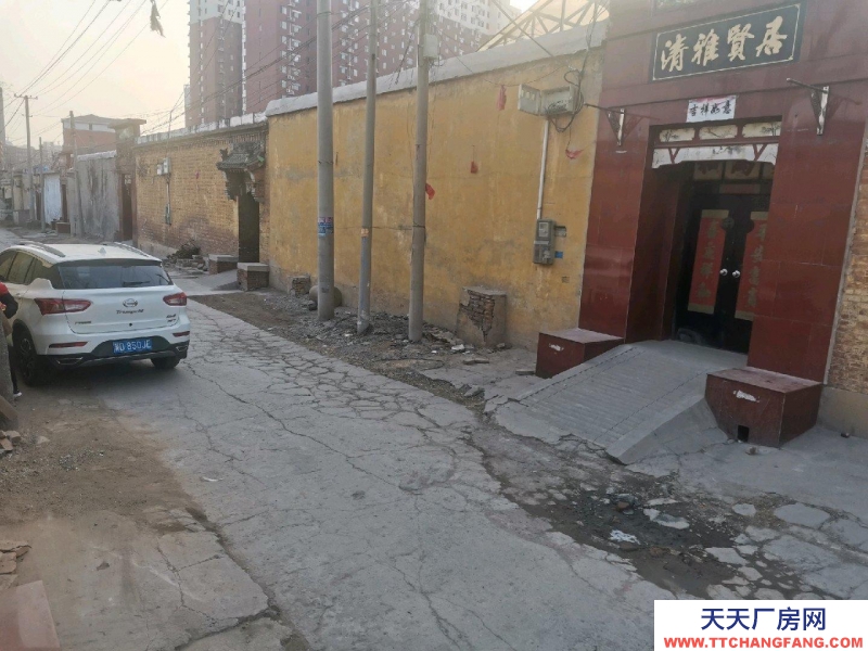 邯鄲 武安市 (出租) 地理位置優越，門口停車方便，可以停靠大車。