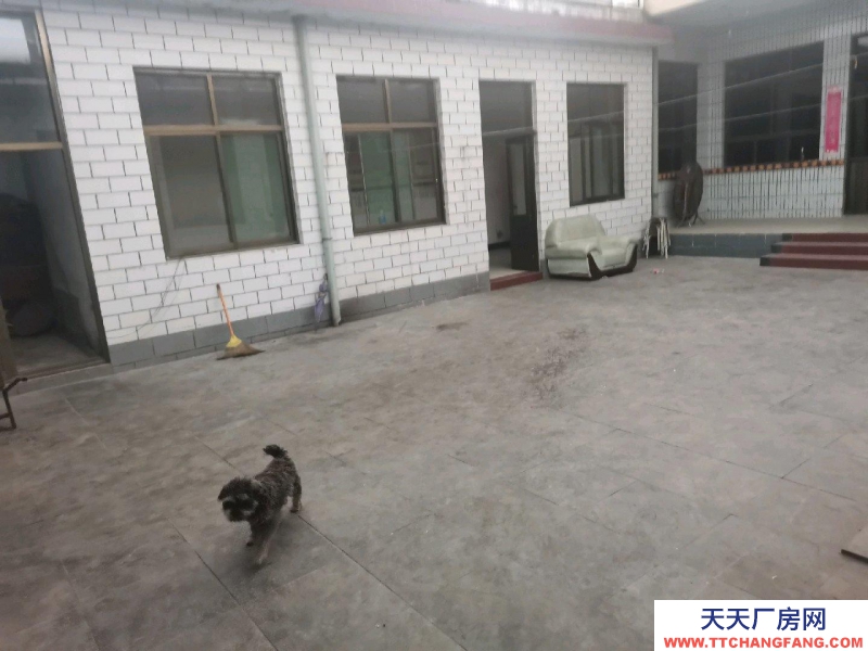 邯鄲 武安市 (出租) 地理位置優越，門口停車方便，可以停靠大車。