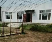 (出售) 深井水一百多米、各種果樹、新蓋的樓座子