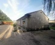 (出租) 位于長春市北凱旋路頭紅綠燈處,農安縣開安鎮政府廣場西北角。