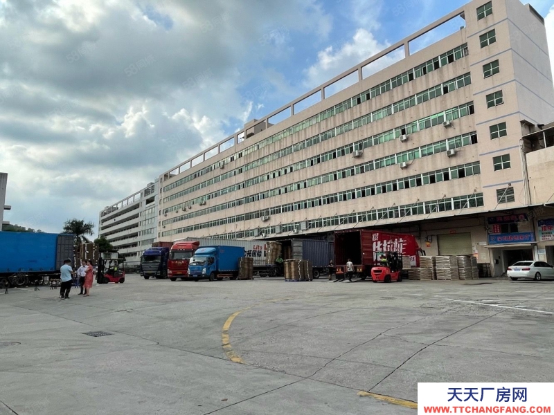 (出租) 深圳高速口！石巖益興工業園一二樓各3500平物流倉庫出租