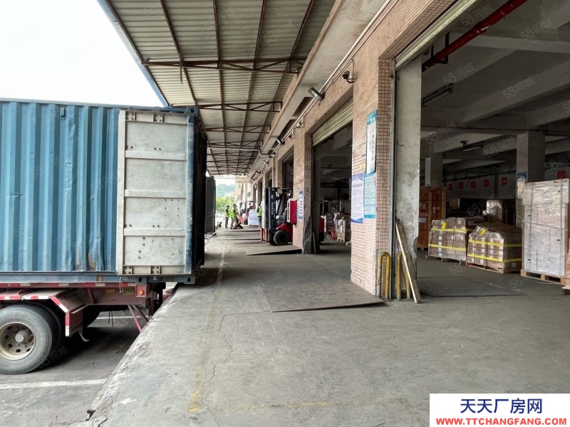 (出租) 深圳高速口！石巖益興工業園一二樓各3500平物流倉庫出租