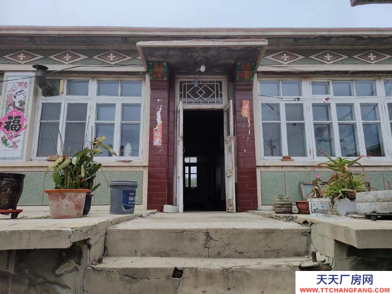 (出售)錦州凌海市新莊子鎮曹家村焦家屯房屋和廠房大院