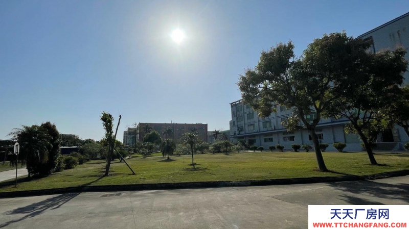 (出租) 珠海原房東直租白焦9成新花園式廠房,免中介費(fèi),2200平可分租