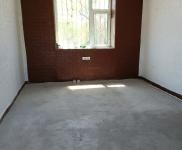 (出租) 辦公室200平方米電地?zé)幔瑘?chǎng)地5500平方米