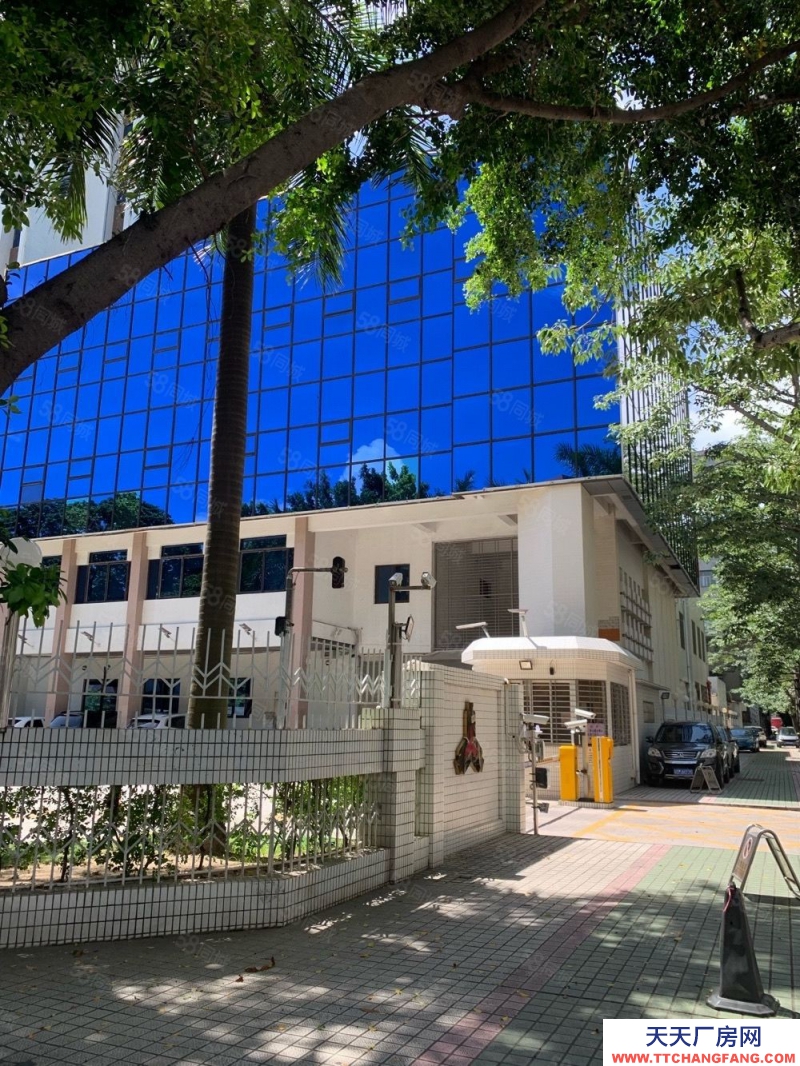 (出租) 汕頭龍湖工業(yè)區(qū)1復(fù)2 3000平 正臨長江路 適合各種行業(yè)經(jīng)營