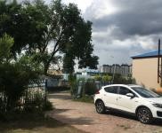 (出租) 交通方便，獨門獨院，居住倉儲兩不誤。