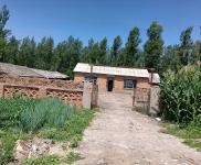 (出售) 房屋證照齊全，交通便利，距離高速口100米左右，新修的水泥路