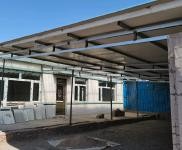 (出售) 鐵西院子特大可進大車，交通方便，七號冷庫正后面，可屋