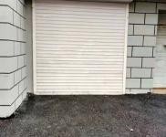 (出租) 車庫臨街，面積大，可放兩臺小車 。可以當車庫，倉庫，門市等。