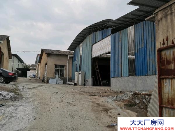 郴州市蘇仙區(qū) 湘南市場一公里，有一個960平方，二個500平方
