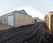 (出租)長嶺 院內(nèi)1000多平房子300多平路況好