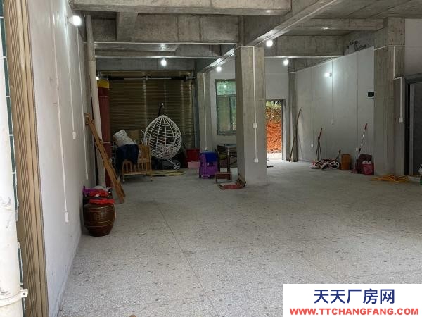 郴州市資興區 巴香驢火鍋旁倉庫出租