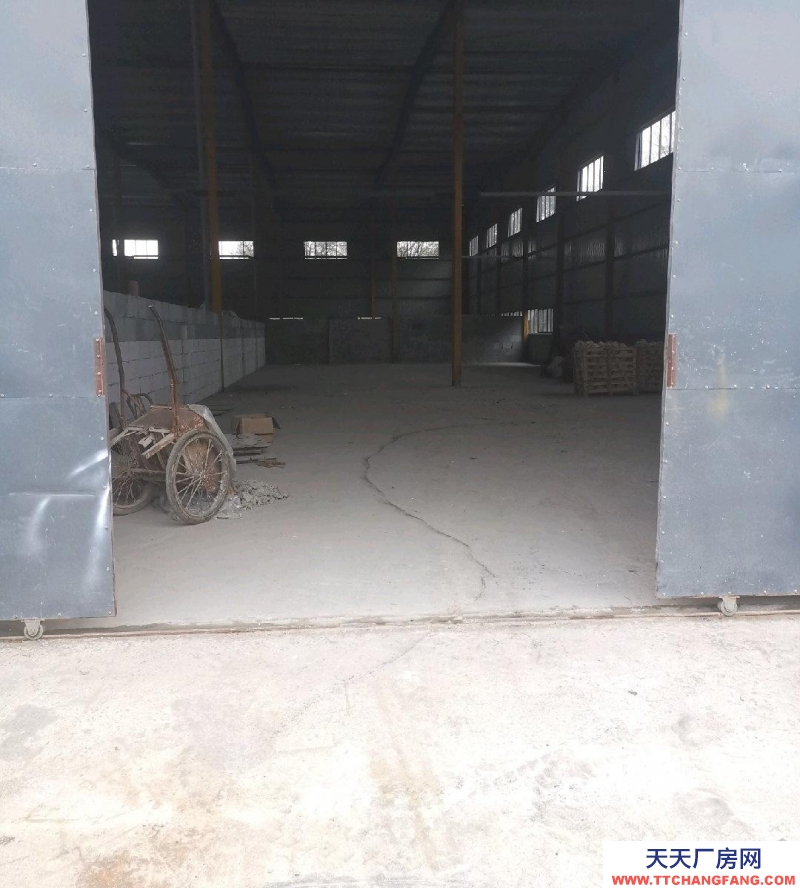 (出租) 標(biāo)準(zhǔn)廠房出租，可分割出租。