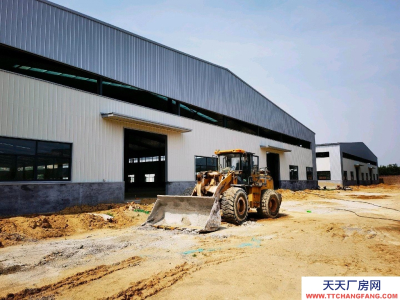 邢臺市 臨城縣 (出租) 標準9米層高廠房，三層辦公樓，可分租，可整租。