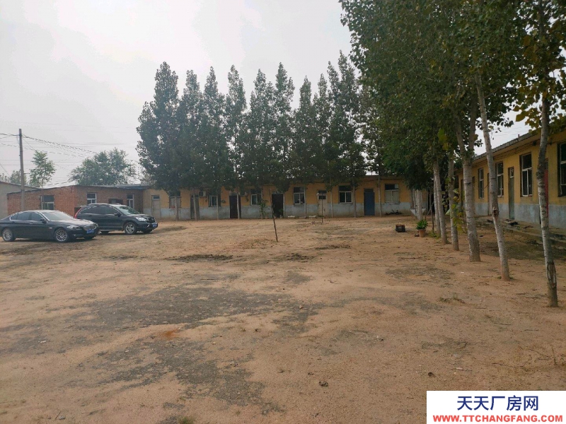 邢臺市 臨城縣 (出售) 占地30畝，緊臨紅旗大街和省道，交通方便。