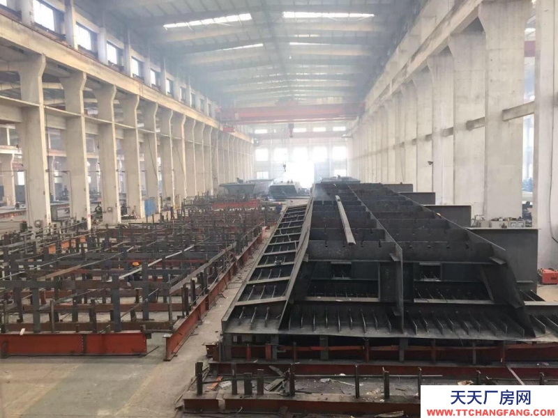 (出租) 3萬8千平廠房,可分租,100噸行車,緊鄰高速國道,有環(huán)評