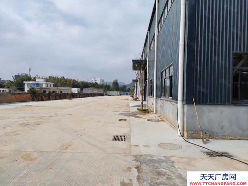 (出租) 三棟紅本鋼構廠房14750平方，可以分租2000平方起