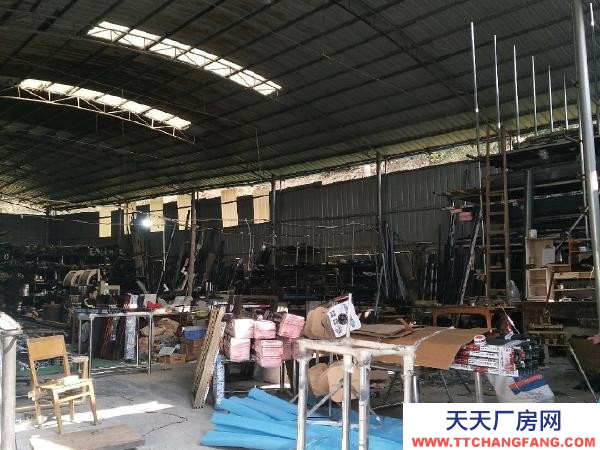 懷化市鶴城區(qū) 老廠房，年租金可收5萬八。現(xiàn)忍痛出售。