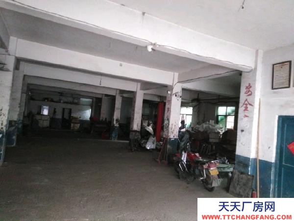 懷化市鶴城區 可做廠房，倉庫，交通方便，通水電